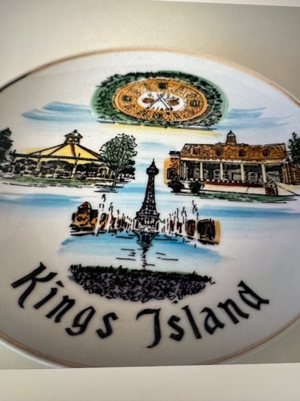 Vintage Kings Island Decorative Collectible Souvenir Plate 8 1/4" - Picture 2 of 7